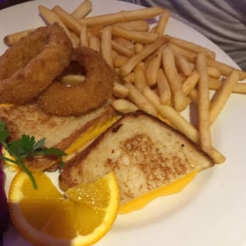 Imperial Diner - Diners Near Me - Freeport, New York