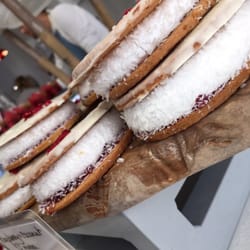 Taste of Dublin - Raspberry and coconut @ Eathos