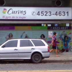 Curves Villa Urquiza