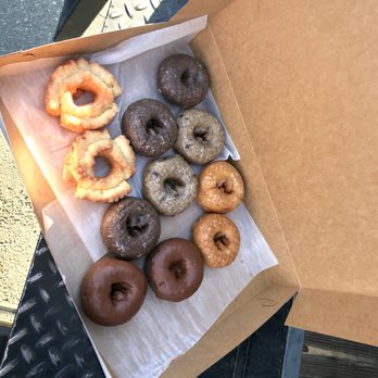 Bakers Dozen Donuts 2 - Old fashioned, chocolate cake, chocolate cake w glaze, blueberry cake, pumpkin - Donuts Near Me - Raleigh, North Carolina