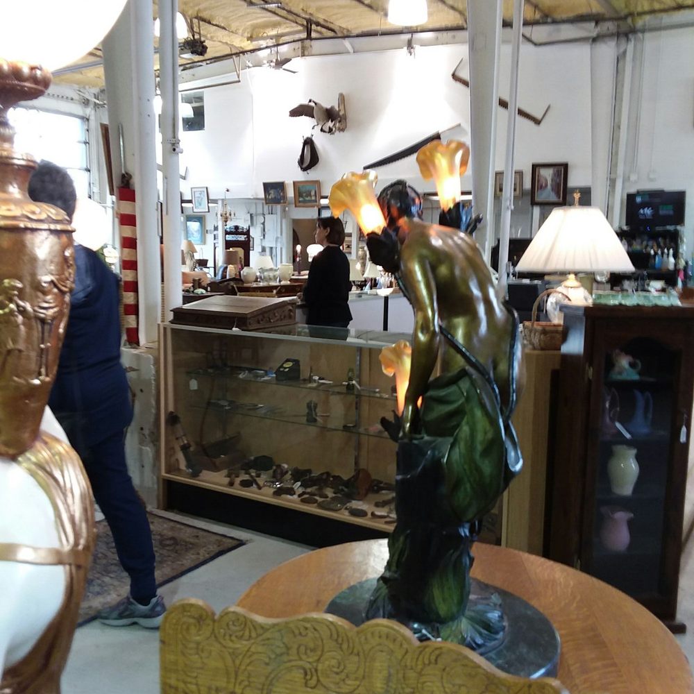 Finders Keepers - Warm and friendly staff. - Antiques Near Me - Springfield, Missouri Finders Keepers - Warm and friendly staff. - Antiques Near Me - Springfield, Missouri