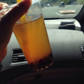 Quickly - Nasty/no flavor lychee green tea. Forcing myself to finish it cuz I don't like wasting money - Bubble Tea Near Me - Vallejo, California