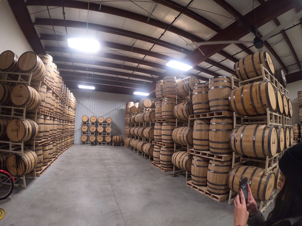 GRAND TRAVERSE DISTILLERY 18 Photos & 35 Reviews 781 Industrial Cir, Traverse City, Michigan