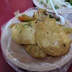 Tacos Samy - Some stuff comes as side