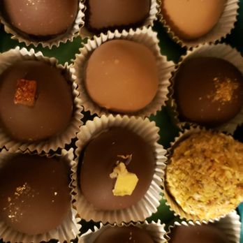 Sweet Santa Fe - Assorted hand crafted truffles - Chocolatiers & Shops Near Me - Santa Fe, New Mexico Sweet Santa Fe - Assorted hand crafted truffles - Chocolatiers & Shops Near Me - Santa Fe, New Mexico