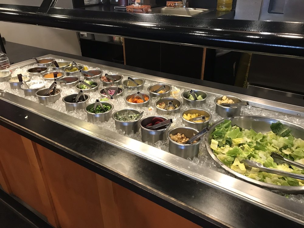 The Fieldhouse Pizza & Pub, Spokane Roadtrippers