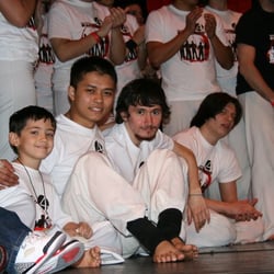 Grupo Ondas Capoeira Virginia - Ready!