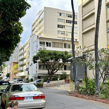 Tradewinds Plaza - Hotel view from afar 3/7/24 - Vacation Rentals Near Me - Honolulu, Hawaii Tradewinds Plaza - Hotel view from afar 3/7/24 - Vacation Rentals Near Me - Honolulu, Hawaii