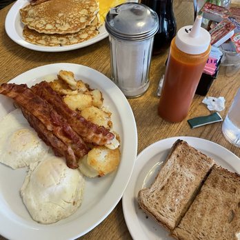 The Virginian restaurant - Diners Near Me - Vienna, Virginia