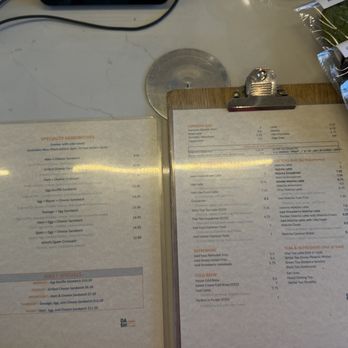 Dash Coffee Bar - Coffee & Tea Near Me - Pasadena, California
