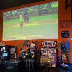 The Throttle Bar - Giant projection TV