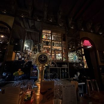 Viva Madrid - Bar view- - Tapas Bars Near Me - Madrid, M