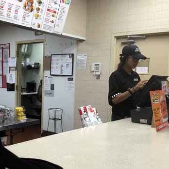KFC - Counter - Fast Food Near Me - Elgin, Illinois