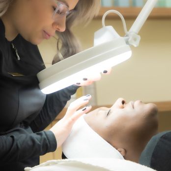 Epiderma - Offering a professional, safe and customized service, the experienced team in place will make to sure to advise you on the be... - Medical Spas Near Me - Saint-Léonard, Quebec Epiderma - Offering a professional, safe and customized service, the experienced team in place will make to sure to advise you on the be... - Medical Spas Near Me - Saint-Léonard, Quebec