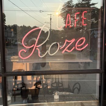 Cafe Roze - Yup - Breakfast & Brunch Near Me - Nashville, Tennessee