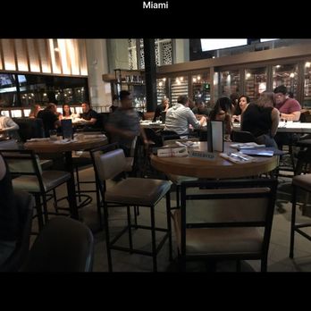 Earls Kitchen + Bar - New American Near Me - Miami, Florida