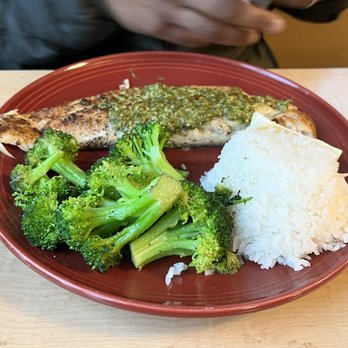 The Custer Wolf - Walleye with coconut rice and steamed broccoli - American Near Me - Custer, South Dakota