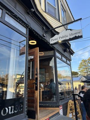 Pemi Public House by null