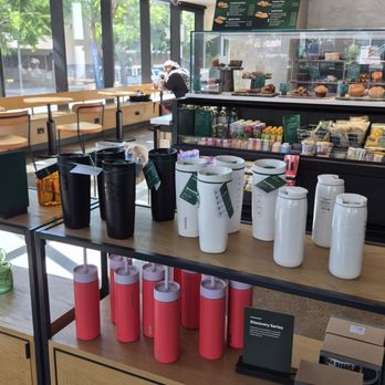 Starbucks - Coffee & Tea Near Me - Reynoldsburg, Ohio Starbucks - Coffee & Tea Near Me - Reynoldsburg, Ohio