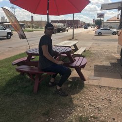 el jalapeno mexican food truck - Sitting area
