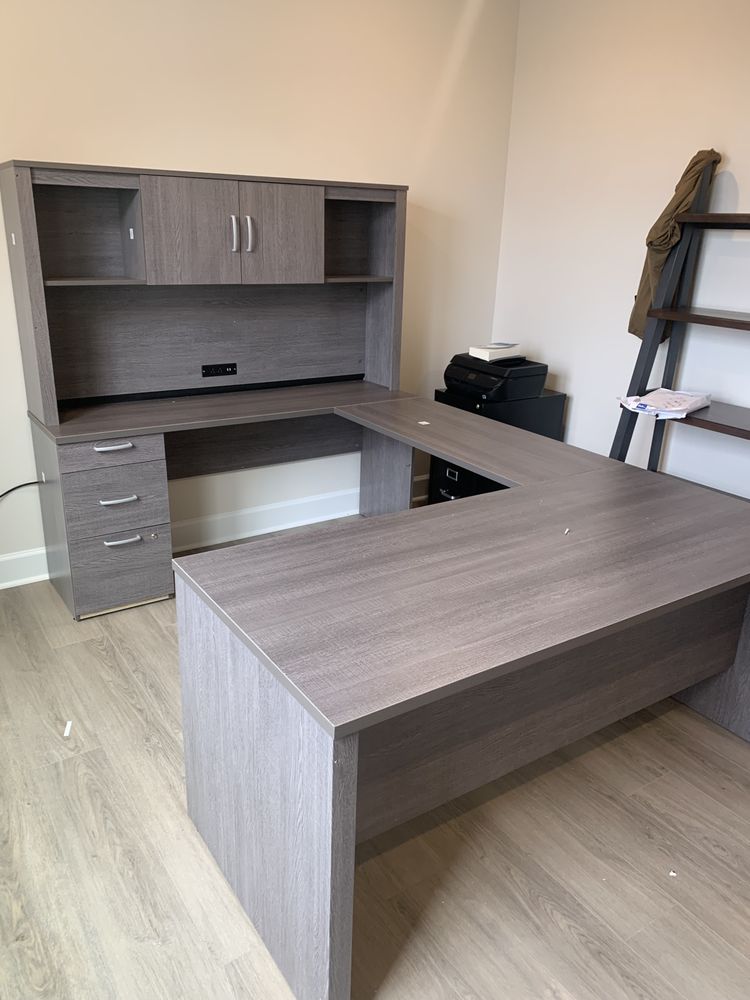 Slide of Ali Handyman