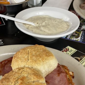 McKee's 24 hr Diner - Biscuit & Gravy - New American Near Me - Paris, Texas McKee's 24 hr Diner - Biscuit & Gravy - New American Near Me - Paris, Texas