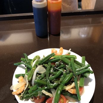 Star Noodle - Pohole Salad (5 stars) - Fiddlehead fern, shrimp, dried cuttlefish, kombu, Maui Onion, and Cherry Tomatoes - Asian Fusion Near Me - Lahaina, Hawaii Star Noodle - Pohole Salad (5 stars) - Fiddlehead fern, shrimp, dried cuttlefish, kombu, Maui Onion, and Cherry Tomatoes - Asian Fusion Near Me - Lahaina, Hawaii