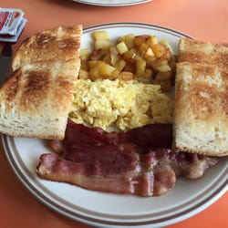 Newcastle Restaurant - Standard breakfast