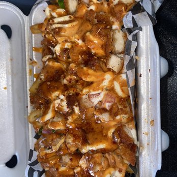 Wing It! - Crispy chicken house fries - Chicken Wings Near Me - Scarborough, Ontario Wing It! - Crispy chicken house fries - Chicken Wings Near Me - Scarborough, Ontario