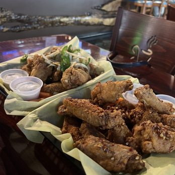 Burnett's Pub - Wings - Vietnamese Near Me - Renton, Washington