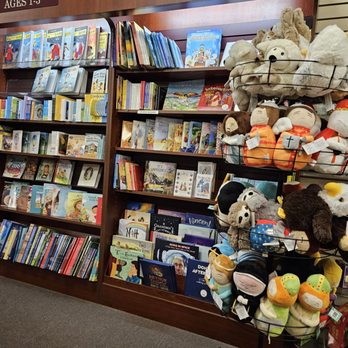 The Paschal Lamb - Bookstores Near Me - Fairfax, Virginia The Paschal Lamb - Bookstores Near Me - Fairfax, Virginia
