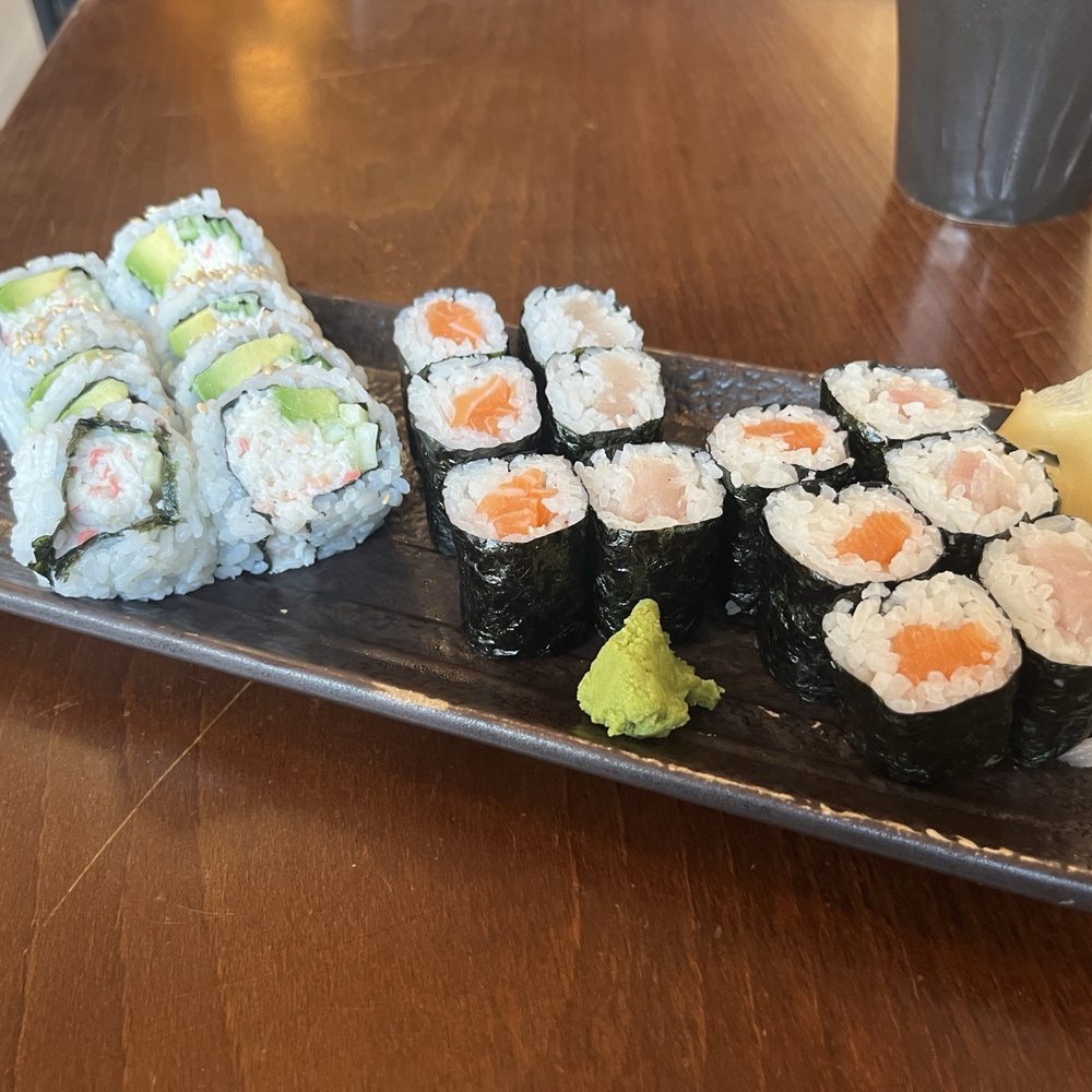 Naruto Sushi - Maki B Combo - Japanese Near Me - Vancouver, British Columbia Naruto Sushi - Maki B Combo - Japanese Near Me - Vancouver, British Columbia