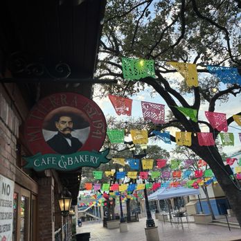 Mi Tierra Cafe & Bakery - Mexican Near Me - San Antonio, Texas