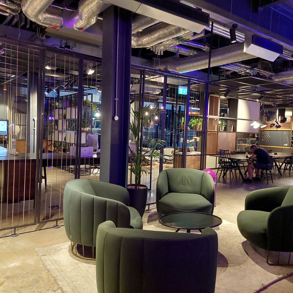 Moxy London Heathrow Airport - Hotel lounge - Hotels Near Me - Hounslow, XGL Moxy London Heathrow Airport - Hotel lounge - Hotels Near Me - Hounslow, XGL