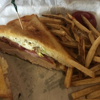 Quinton's Bar & Deli - Delis Near Me - Des Moines, Iowa Quinton's Bar & Deli - Delis Near Me - Des Moines, Iowa