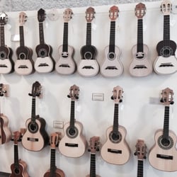 Porto Guitarra - Portuguese traditional ukuleles and cavaquinhos