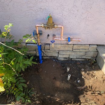 Fox Plumbing - New installation for John in national City 4/8/2025. Building shutoff valve, pressure regulator, Landscape shutoff valve and a new hose bibb - Plumbing Near Me - San Diego, California Fox Plumbing - New installation for John in national City 4/8/2025. Building shutoff valve, pressure regulator, Landscape shutoff valve and a new hose bibb - Plumbing Near Me - San Diego, California