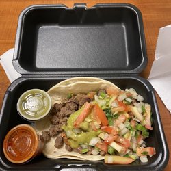 Carne asada taco (delicious)