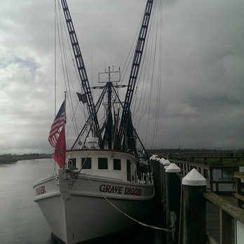 Skipper's Fish Camp - F/V Grave Digger trawler... Shrimp doesn't get much fresher unless you're eating on board! - Seafood Near Me - Darien, Georgia Skipper's Fish Camp - F/V Grave Digger trawler... Shrimp doesn't get much fresher unless you're eating on board! - Seafood Near Me - Darien, Georgia