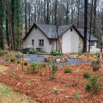 Ann Johnson Design - side view - Landscape Architects or Designers Near Me - Kennesaw, Georgia