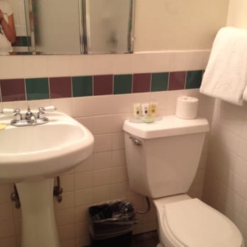 Orange Tree Inn - Bathroom was clean. Tiles were old and there is no tub. - Hotels Near Me - Santa Barbara, California Orange Tree Inn - Bathroom was clean. Tiles were old and there is no tub. - Hotels Near Me - Santa Barbara, California
