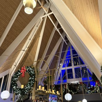 The Foxtail on the Lake - The cocktail and raw bar. - Seafood Near Me - Des Plaines, Illinois
