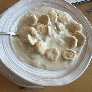 Bubba Gump Shrimp - Old Fashioned New England Clam Chowder - Southern Near Me - Las Vegas, Nevada