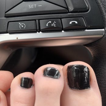Fashion Nail Spa - How is this professionally done ? I don't think she should be working there. - Nail Salons Near Me - Oxford, Mississippi