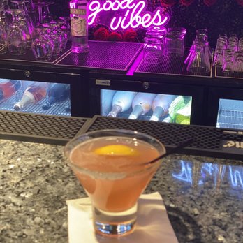 Entitlement Restaurant & lounge - Strawberry Lemon Drop - Lounges Near Me - Washington, DC, District of Columbia Entitlement Restaurant & lounge - Strawberry Lemon Drop - Lounges Near Me - Washington, DC, District of Columbia