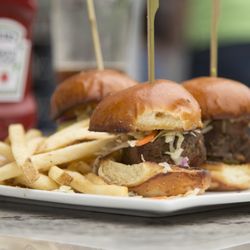 Bar Louie - One Bellevue Place