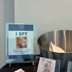 108 Contemporary - Scavenger hunt