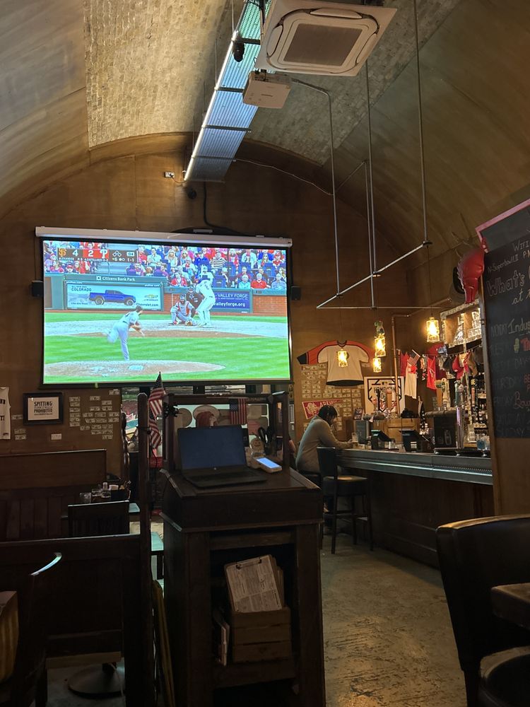 PASSAYUNK AVENUE LEAKE ST. ARCHES WATERLOO Leake St, London, United