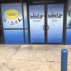 Level Up Sports Bar & Grill - Front door