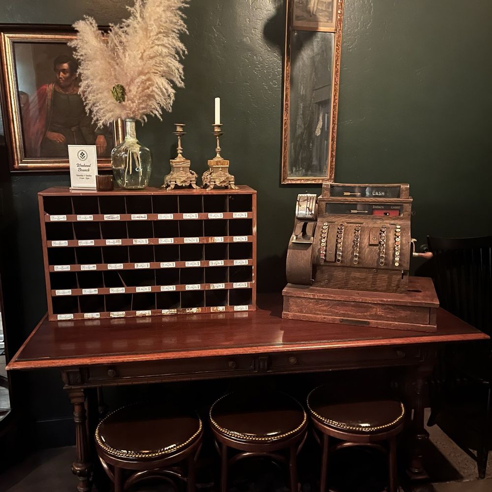 The Botanist - Inside decoration - Cocktail Bars Near Me - Bakersfield, California